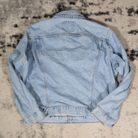 Vintage Levi’s Made In Canada Denim Jeans Trucker Jacket - Picture 2 of 7
